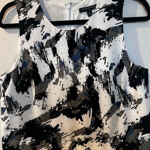 Banana Republic Monochrome Abstract Sleeveless Top